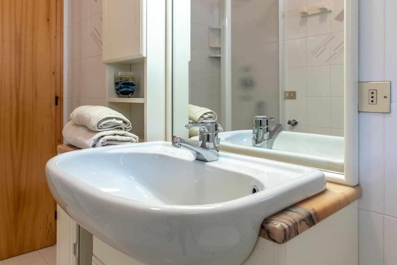 Dimora Al Portico Cloz Ospitar Apartment Bagian luar foto
